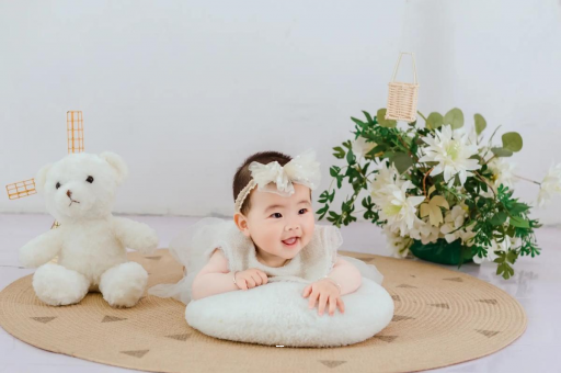 拉萨宝宝几个月会坐 拉萨宝宝几个月会坐